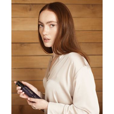 essence absolue nourishing overnight hair serum - hårpleje fra shu uemura art of hair | L'Oréal Partner Shop