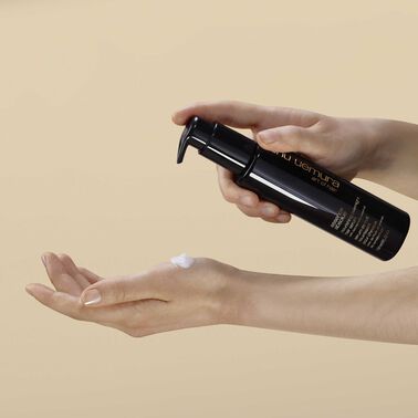 essence absolue nourishing overnight hair serum - hårpleje fra shu uemura art of hair | L'Oréal Partner Shop