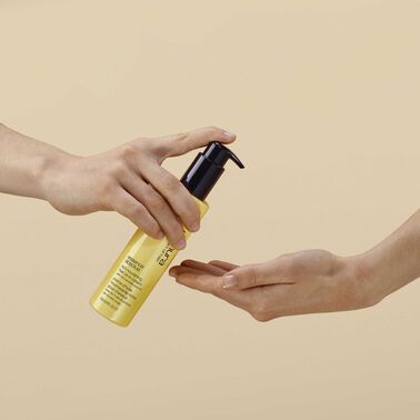 essence absolue rich nourishing hair oil-in-cream - hårpleje fra shu uemura art of hair | L'Oréal Partner Shop