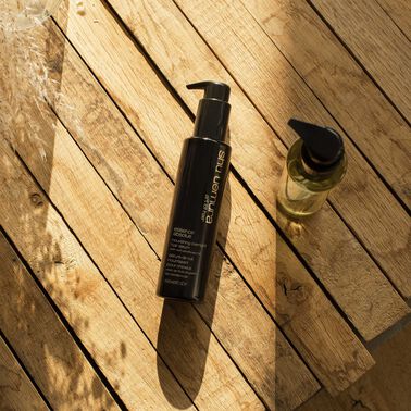 essence absolue nourishing overnight hair serum - hårpleje fra shu uemura art of hair | L'Oréal Partner Shop