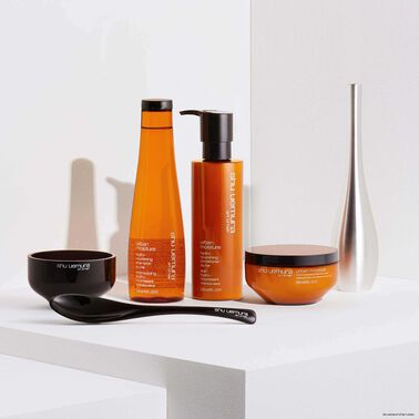 urban moisture conditioner - hårpleje fra shu uemura art of hair | L'Oréal Partner Shop